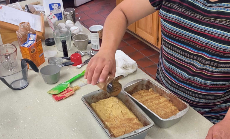 Friendship Bread Part 2: Cinnamon & Sugar Bread