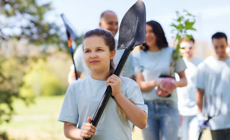 Volunteering as a family can be a fun and rewarding experience. Photo 72256998 / Community Service © Syda Productions | Dreamstime.com